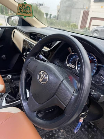 toyota-corolla-xli-2019-big-7