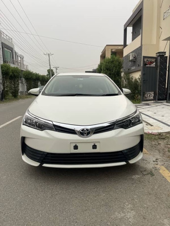 toyota-corolla-xli-2019-big-2
