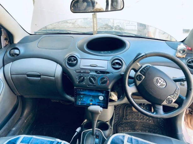 toyota-vitz-2001-06-1300cc-convert-big-15