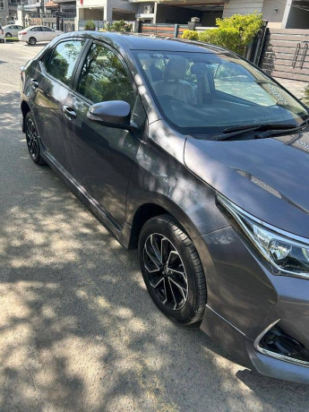 toyota-corolla-altis-2023-big-0