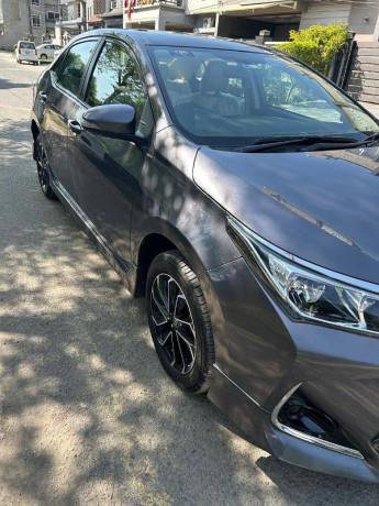 toyota-corolla-altis-2023-big-2