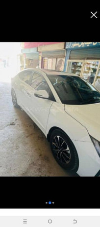 hyundai-elantra-2024-big-2