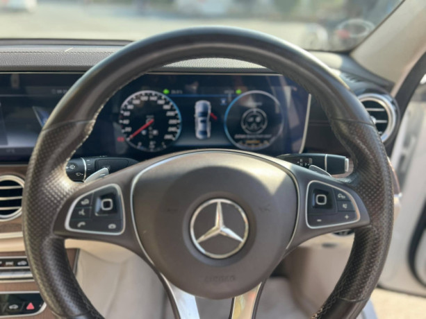 mercedes-benz-e-class-e200-20-petrol-big-1