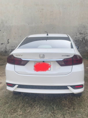 honda-city-12-mt-2022-big-2