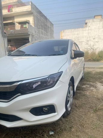 honda-city-12-mt-2022-big-3