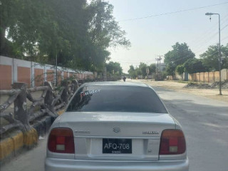 suzuki-baleno-2004