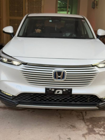 honda-vezel-2021-big-9