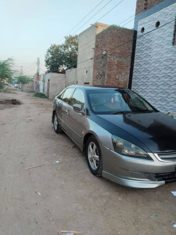 honda-accord-2005-exchange-possible-big-1