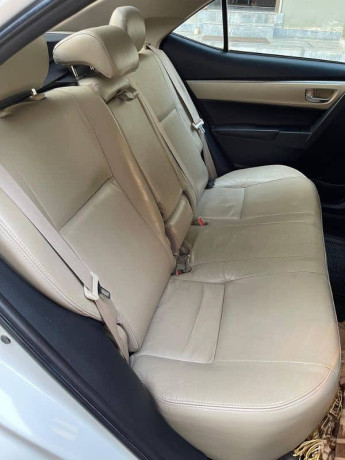 toyota-altis-grande-2017-neat-clean-big-6