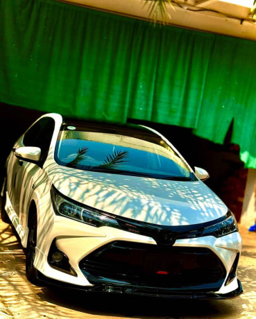 toyota-corolla-altis-16-x-big-3