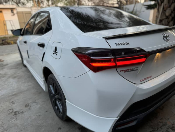 toyota-corolla-altis-16-x-big-4