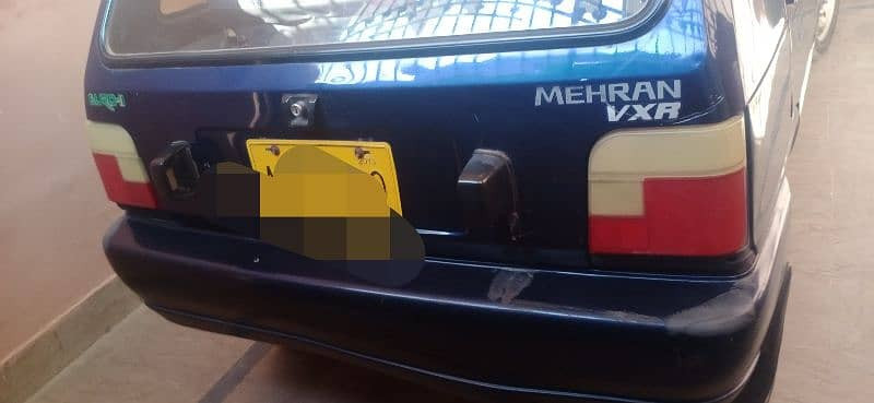 suzuki-mehran-vxr-2013-big-12