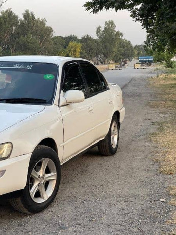toyota-corolla-20-d-2000-big-4