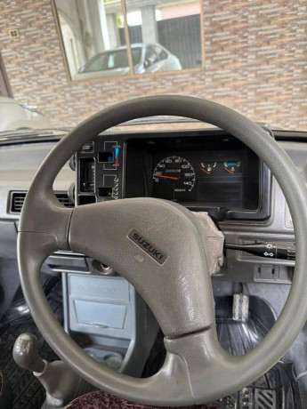 suzuki-mehran-vx-2016-big-6