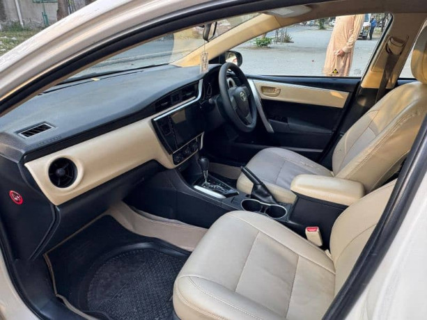 toyota-corolla-gli-2018-b2b-big-4