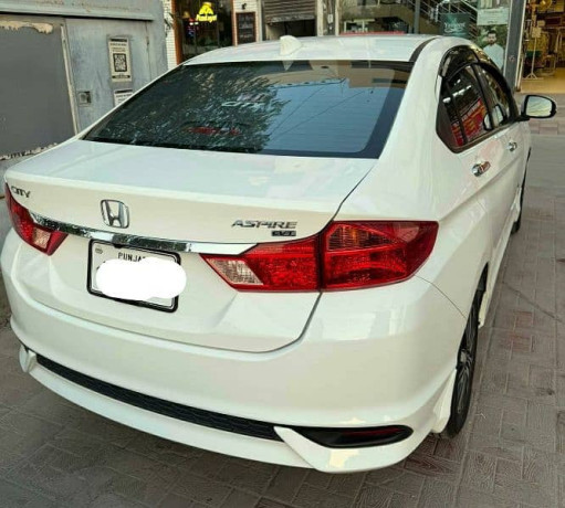 honda-city-aspire-2023-big-1