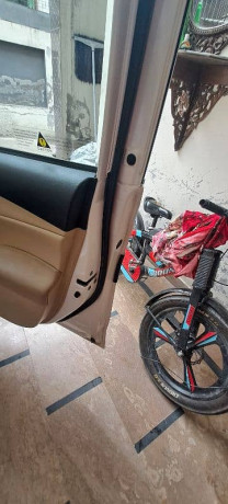 toyota-yaris-gli-13-manual-2021-big-12