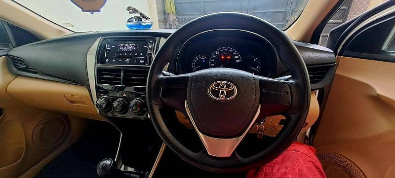 toyota-yaris-gli-13-manual-2021-big-9