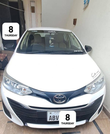 toyota-yaris-gli-13-manual-2021-big-19