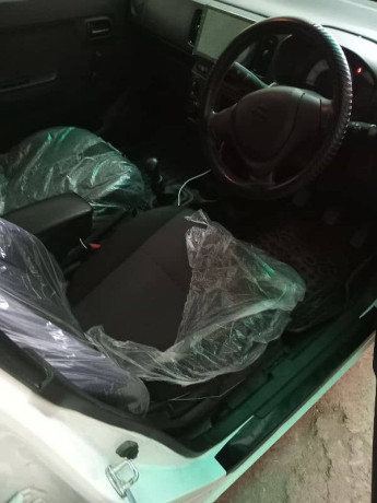 suzuki-alto-vxr-2024-new-lcd-camra-laga-ha-big-2