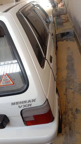suzuki-mehran-vxr-2015-big-8