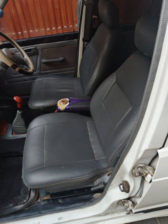 suzuki-mehran-vxr-2008-big-16