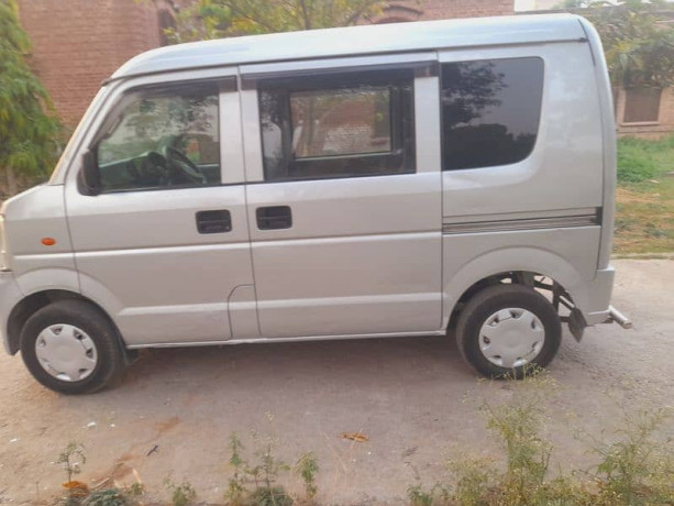 suzuki-every-2011-big-3