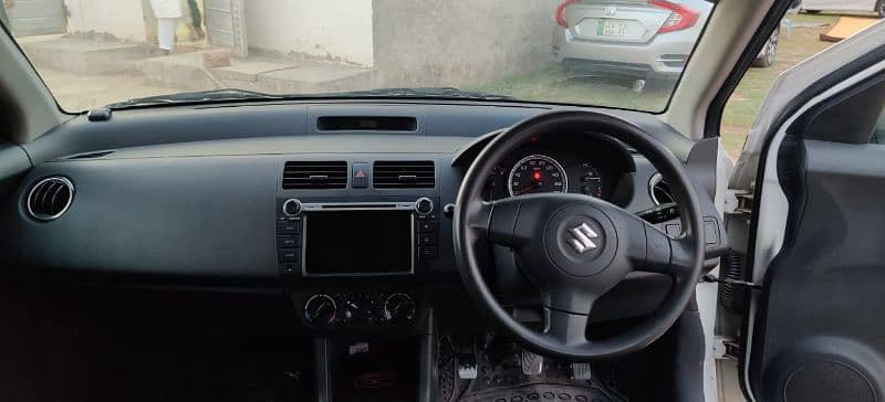 suzuki-swift-2019-big-0