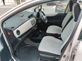 toyota-vitz-2011-small-8