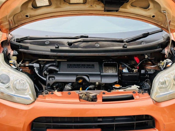 daihatsu-move-custom-turbo-big-17