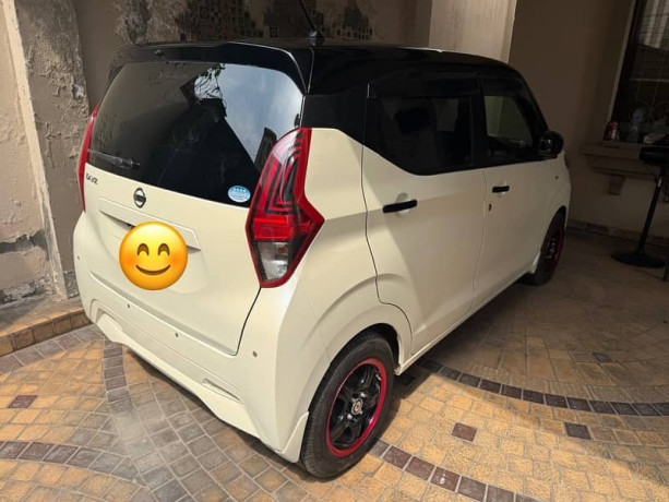 nissan-dayz-2225-big-2