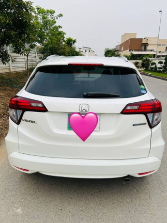 honda-vezel-z-package-big-6