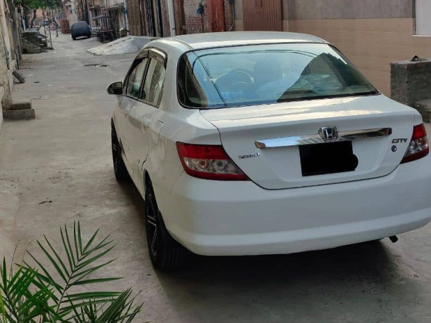 1st-owner-honda-city-idsi-2005-o3oo-9666751-big-4