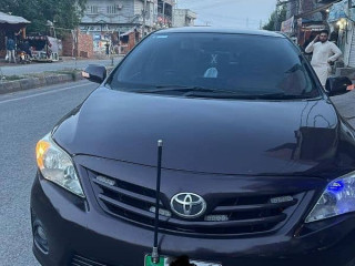 toyota-corolla-gli-2013
