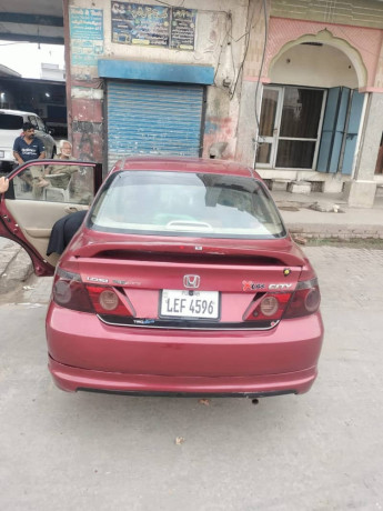 honda-city-idsi-2007-big-8