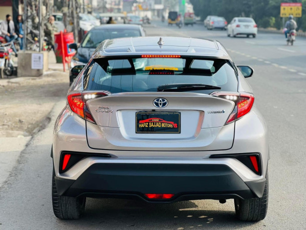 toyota-c-hr-uk-g-led-big-9