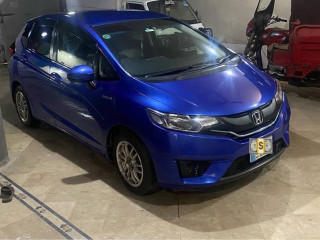 honda-fit-hybrid-f-package