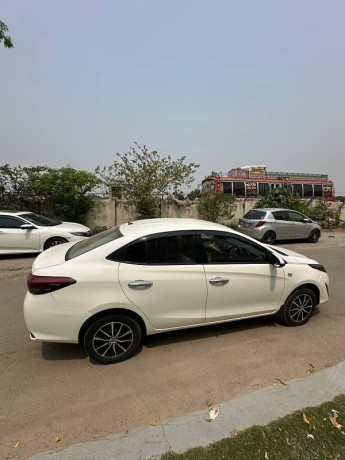 toyota-yaris-2021-big-4