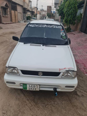 suzuki-mehran-vxr-2009-big-0