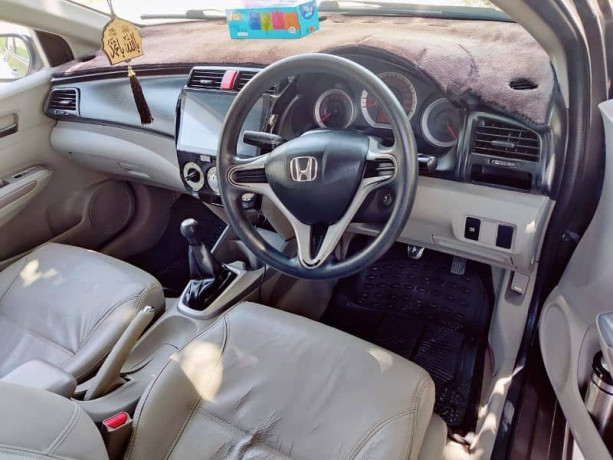 honda-city-aspire-15-manual-biometric-available-big-10
