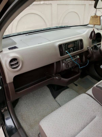 toyota-passo-pearl-black-b2b-original-big-18