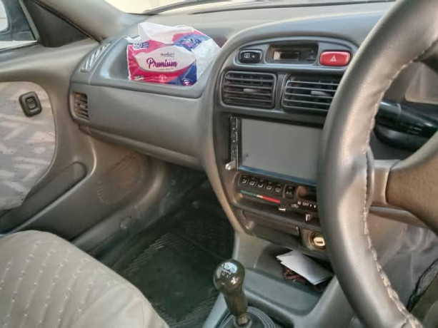 suzuki-baleno-2003-jxr-big-5