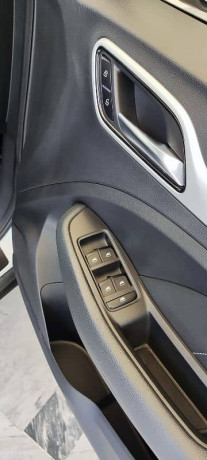 mg-zs-2021-big-18