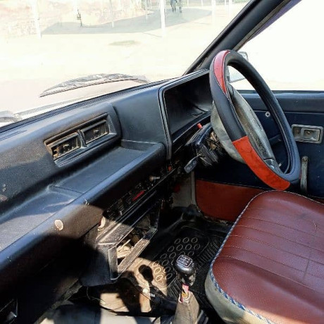daihatsu-charade-1984-big-8