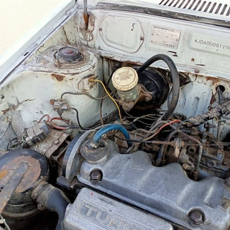 daihatsu-charade-1984-big-6