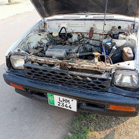 daihatsu-charade-1984-big-4