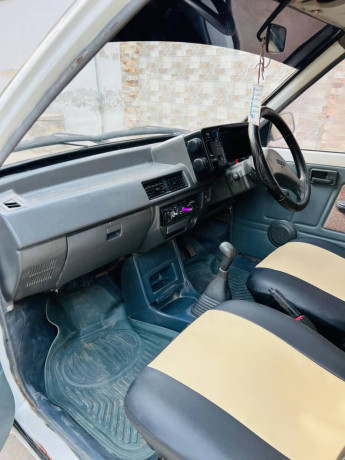suzuki-mehran-2016-big-3