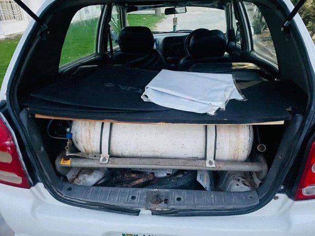 suzuki-alto-2007-big-6