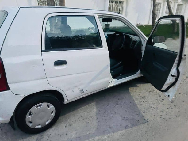 suzuki-alto-2007-big-7