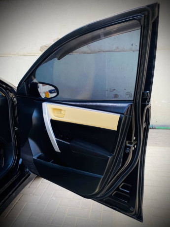 corolla-gli-2018-model-big-4